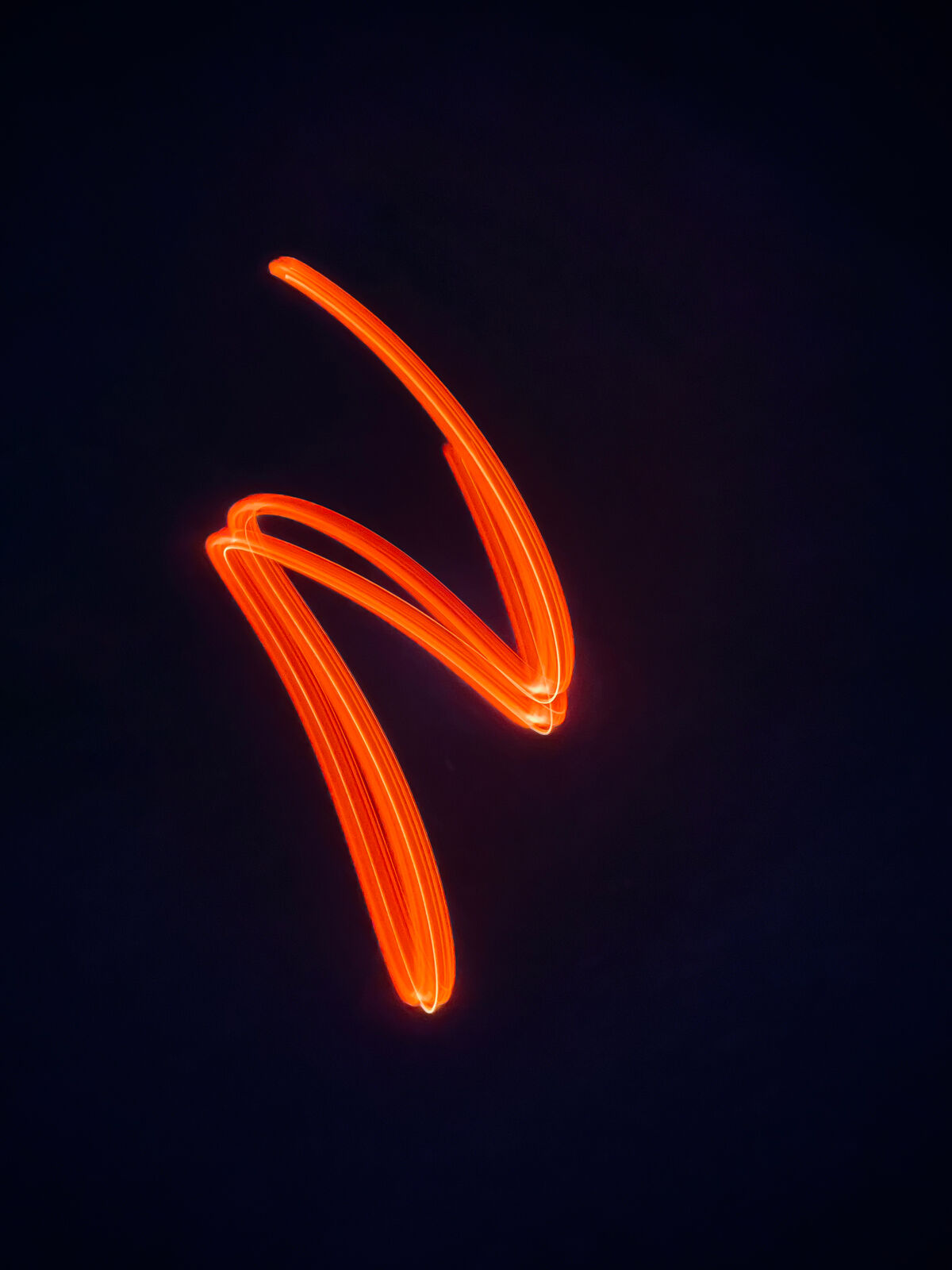 Lightpainting mit roter Neon-Schleife